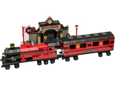 LEGO Harry Potter - 4708 - Hogwarts Express