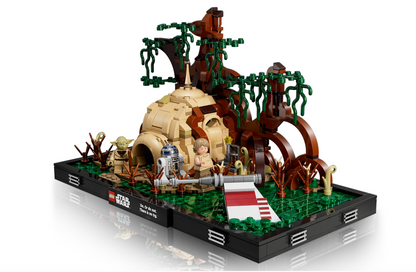 LEGO Star Wars - 75330 - Dagobah Jedi Training Diorama - Boite endommagée