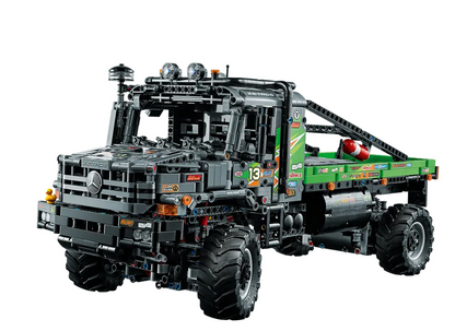 LEGO Technic - 42129 - Le camion d'essai Mercedes-Benz Zetros 4x4